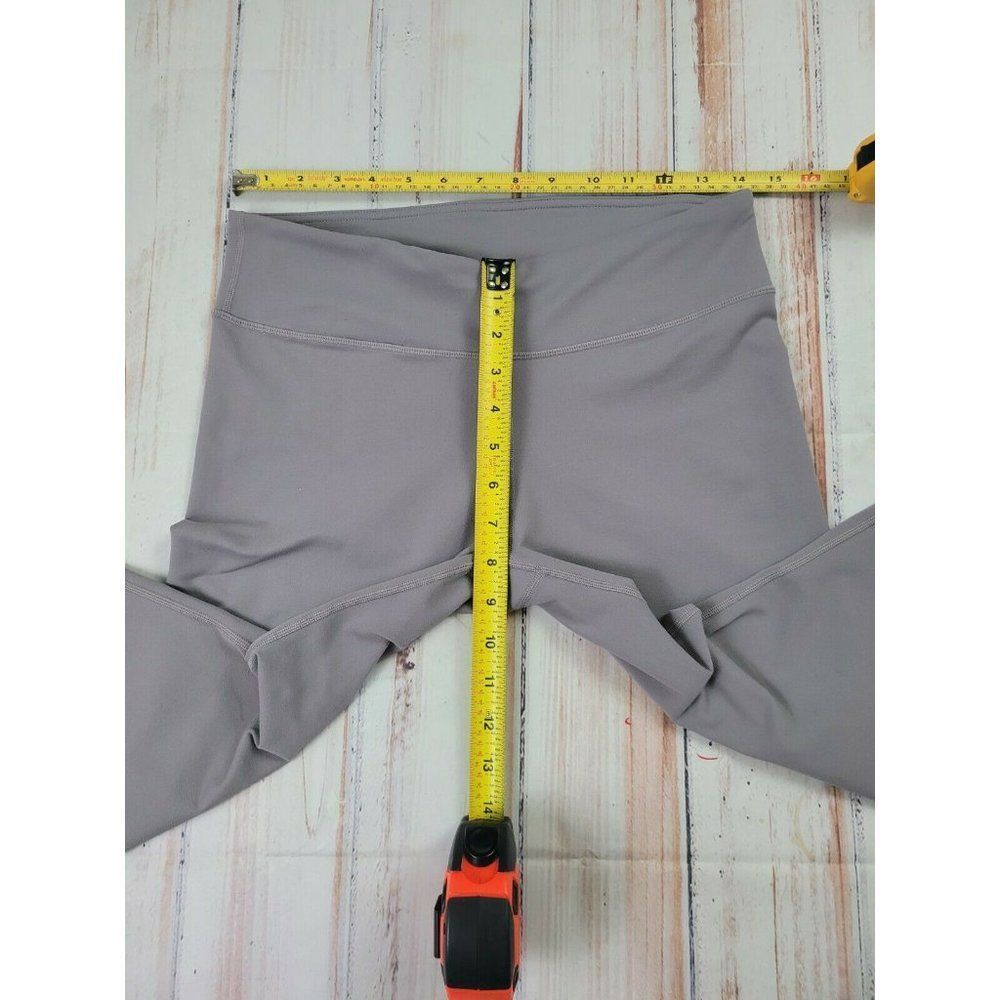 Fabletics Mid-Rise Crop Leggings Compression Workout Capri Pants Gray - Picture 5 of 7
